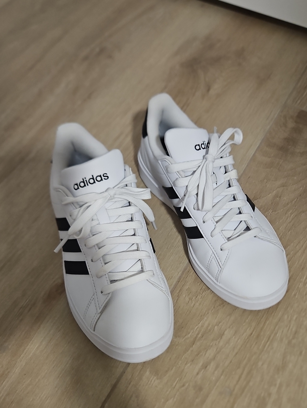 Adidas White & Black Classic Low-Top Sneakers